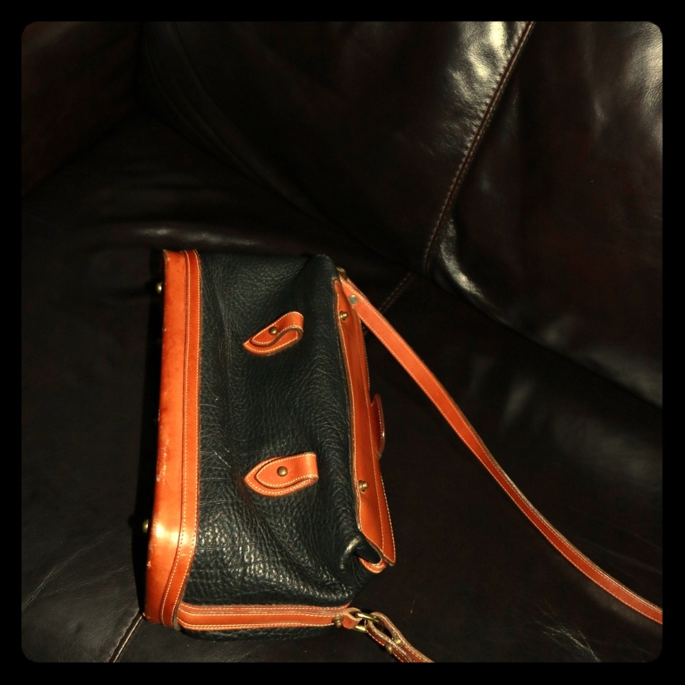 Vingtage dooney and bourke bag
